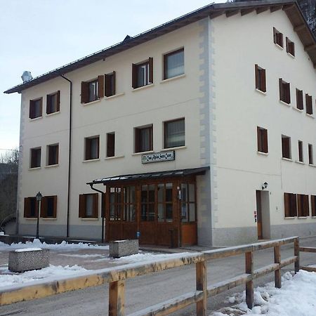 Casa Alpina Sacro Cuore Canale dʼAgordo 外观 照片